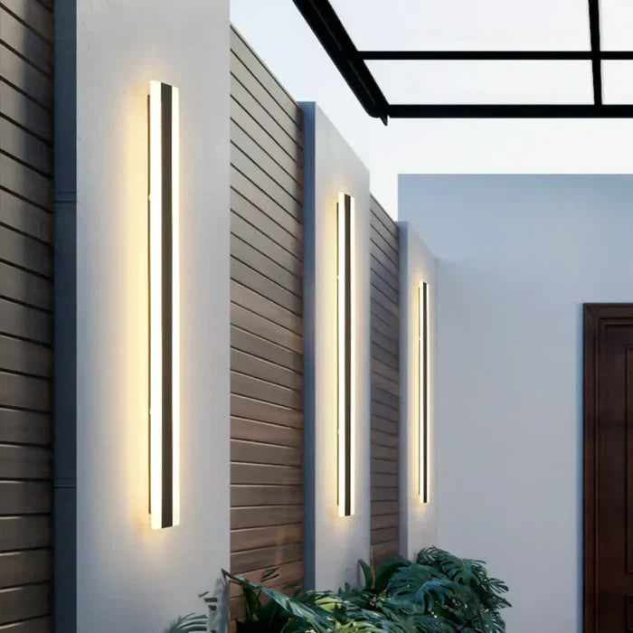Resistant outdoor wall lamp - Rainguard Light