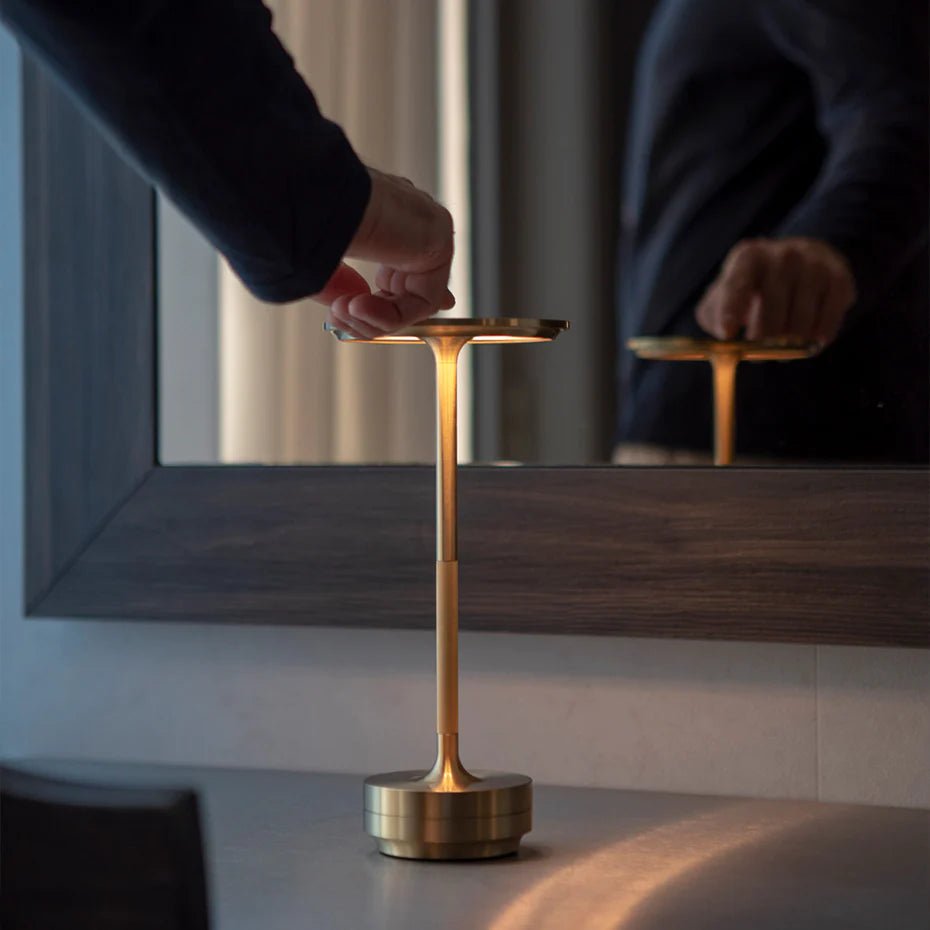 Retro Minimalist Table Lamp