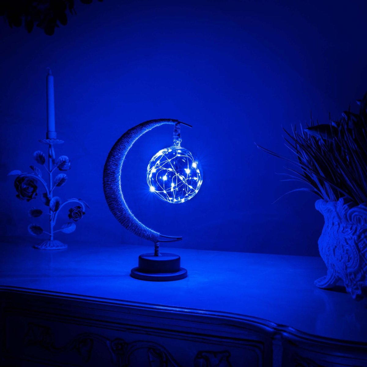 Lunar Glowy Table Lamp