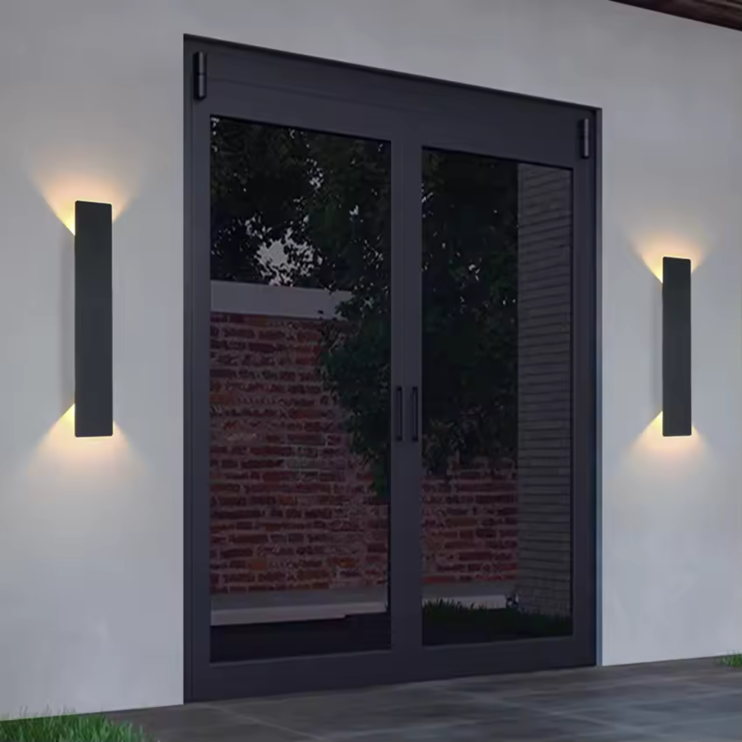 Weather-Resistant Aluminium Wall Lamp