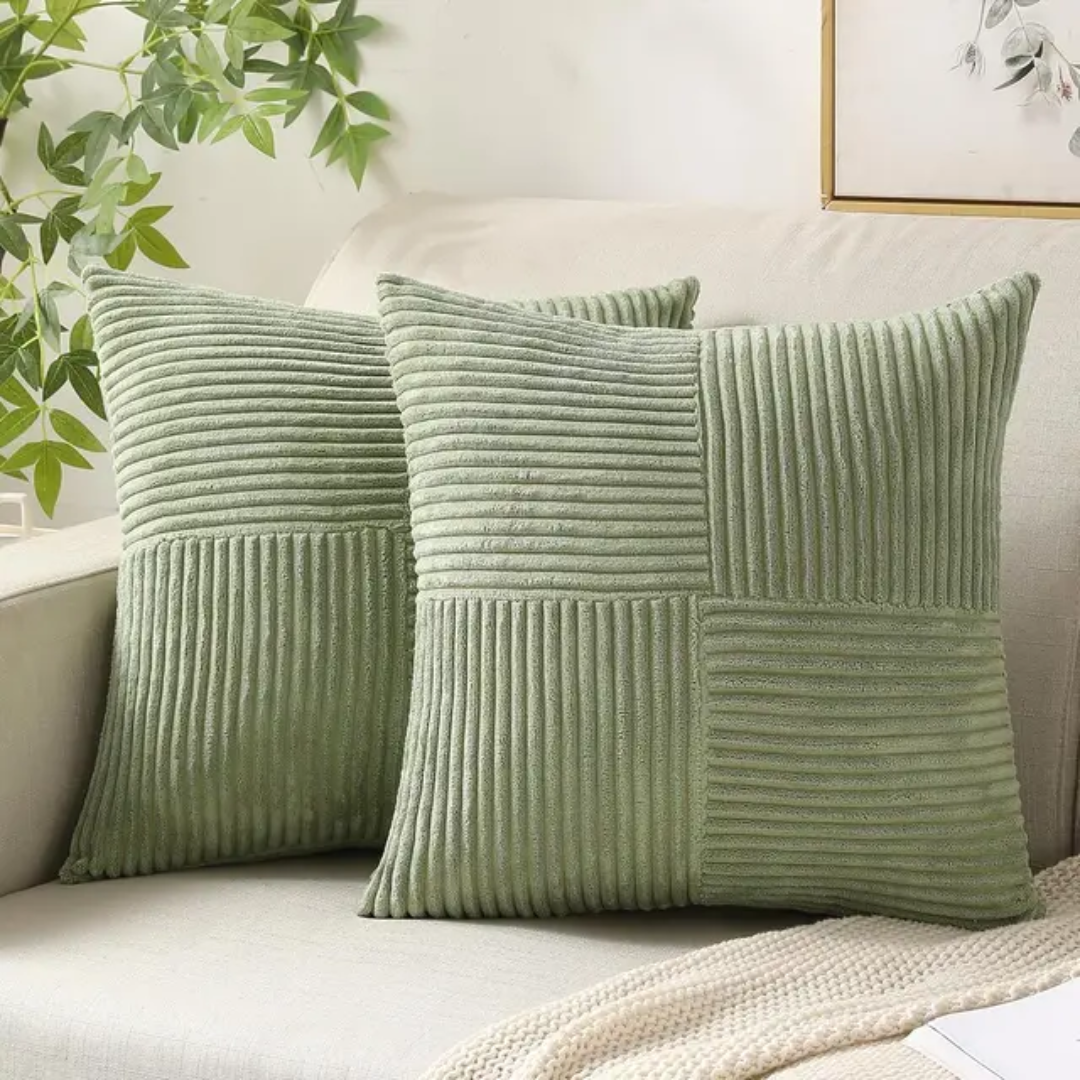 Velvet Throw Pillow – Soft Decorative Cushion