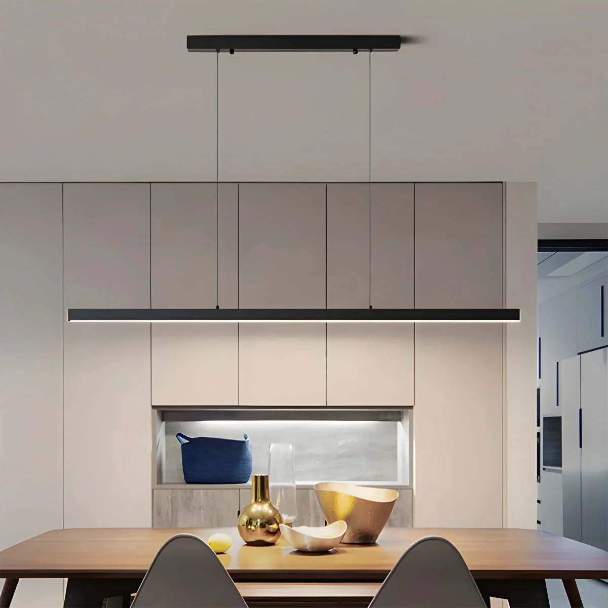 Linear Minimalistic Pendant Light