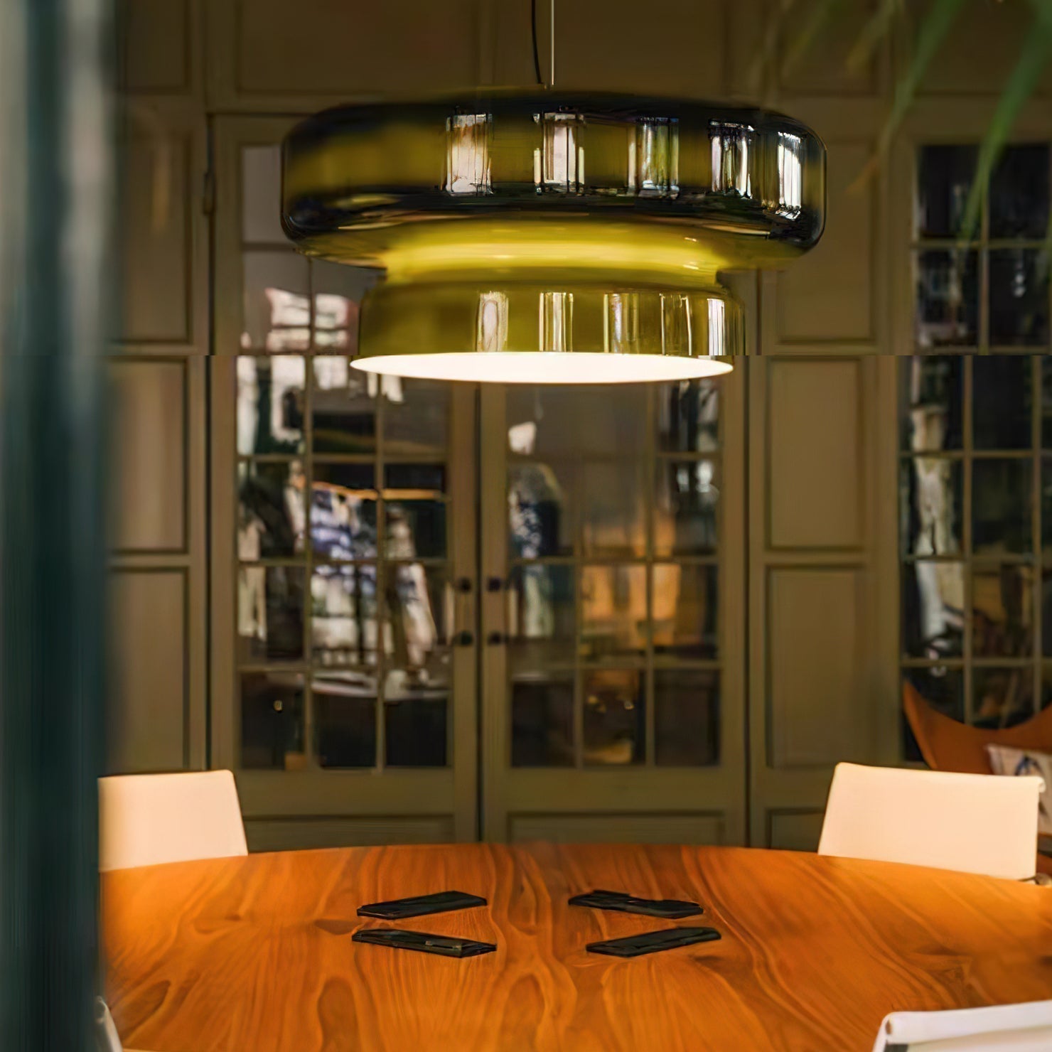 Retro Glass Pendant Light - Vintage Amber Hanging Globe Lamp