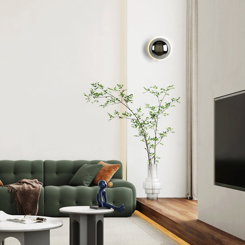 Round Wall Lamp