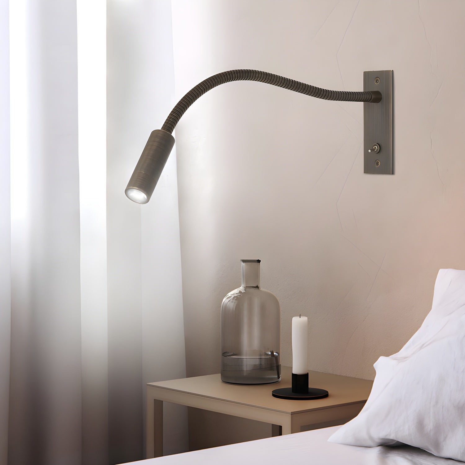 Flexible Gooseneck Wall Light