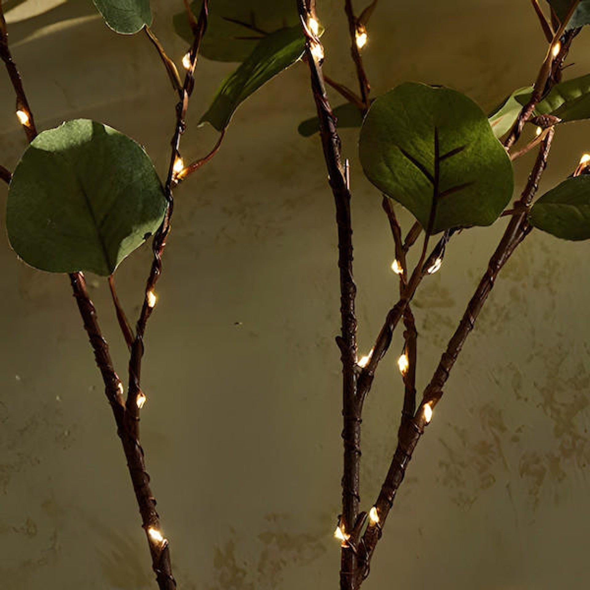 Artistic LED Twig Decor Lamp