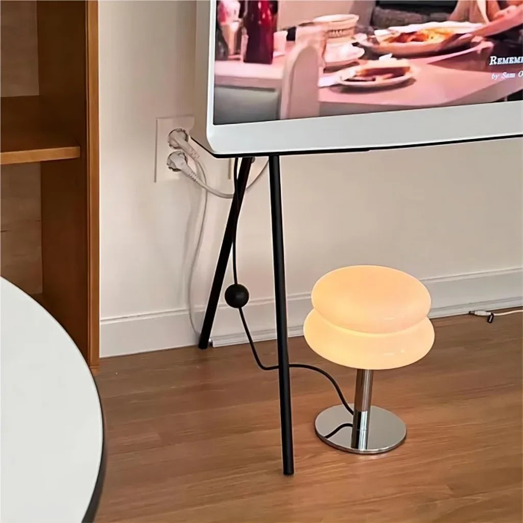 Minimalist Clear Table Lamp - Modern Mushroom Light