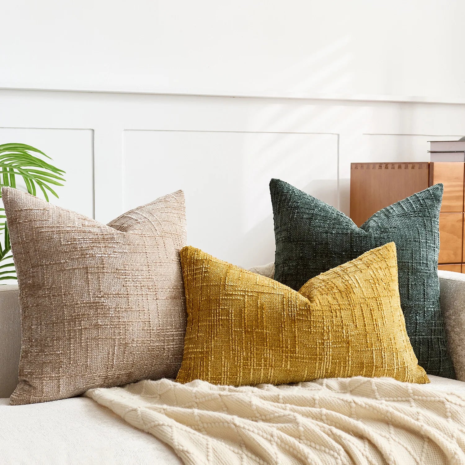 Chenille Textured Cushion – Bamboo Weave Pattern