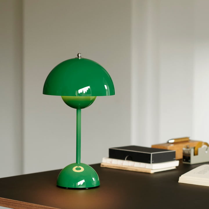 Dome Table Lamp - Minimalist Mushroom Silhouette Light