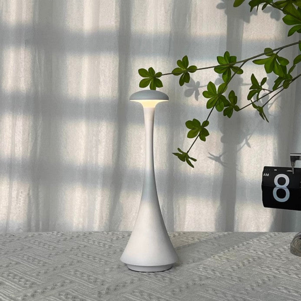 Minimalist Table Lamp - Modern Bedside Nightstand Light