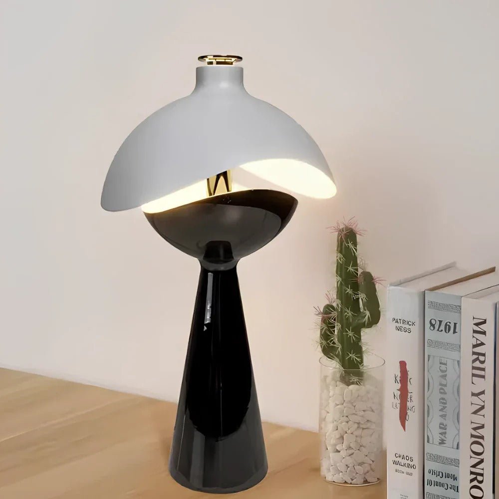 Sculpta Table Lamp