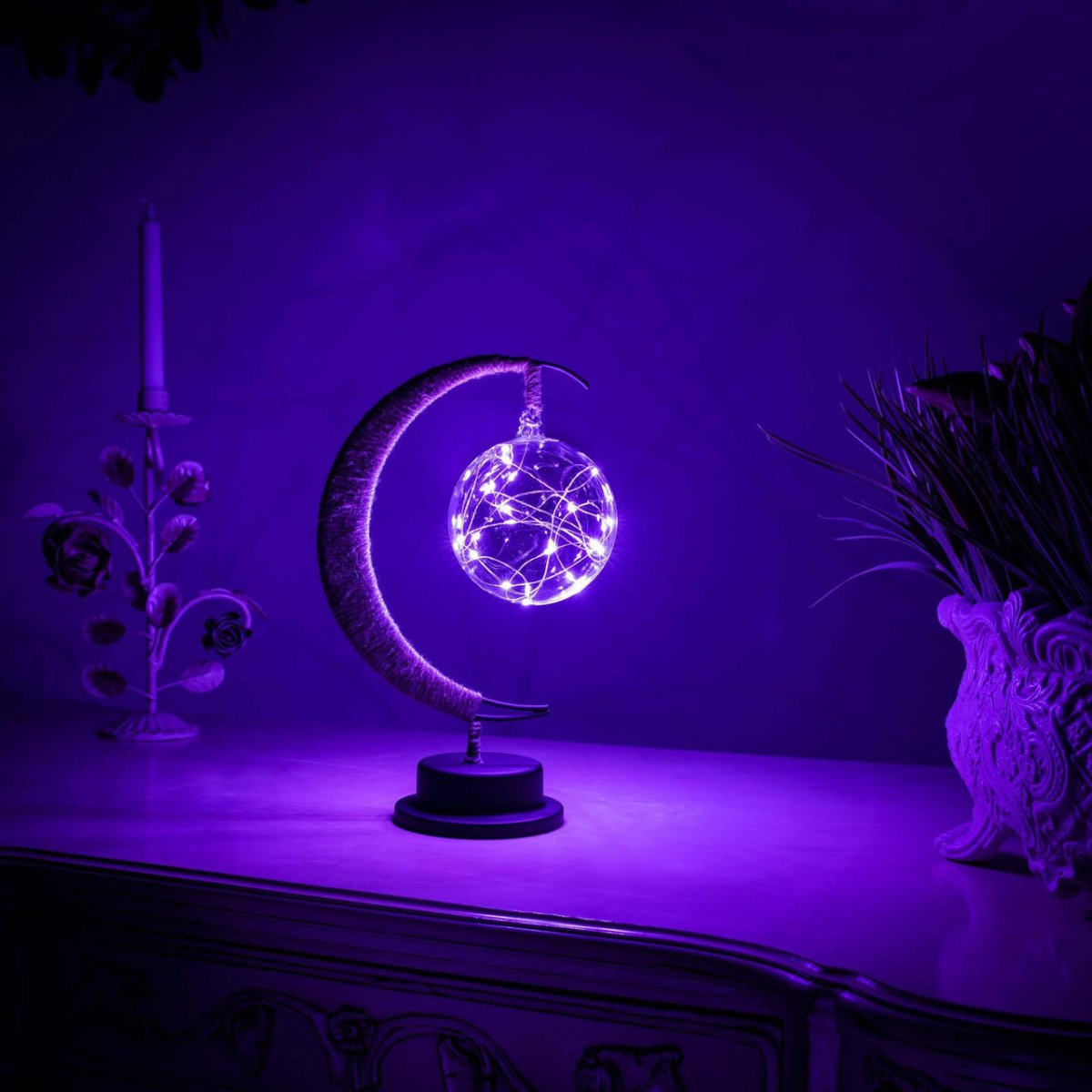 Lunar Glowy Table Lamp