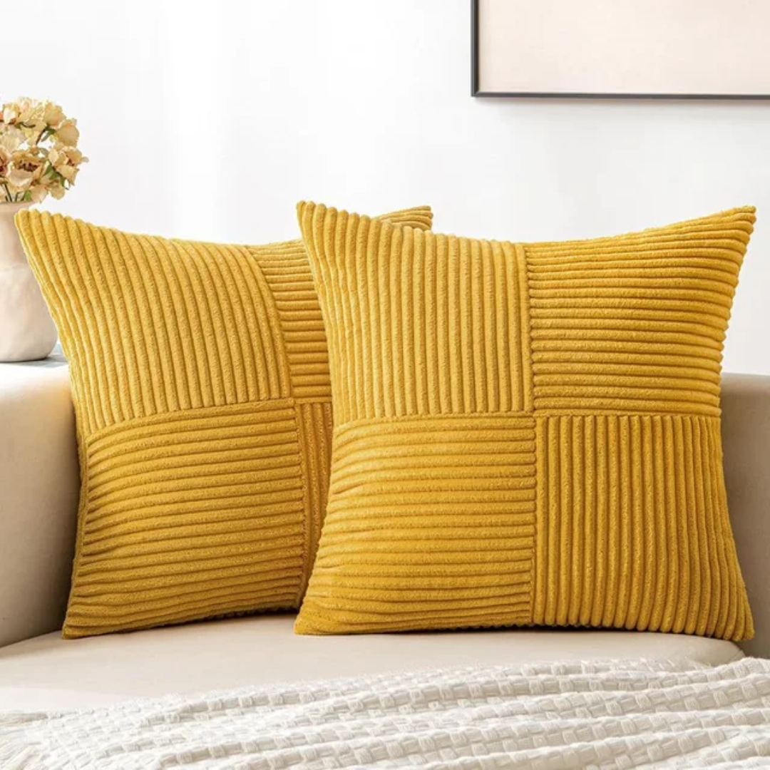 Velvet Throw Pillow – Soft Decorative Cushion