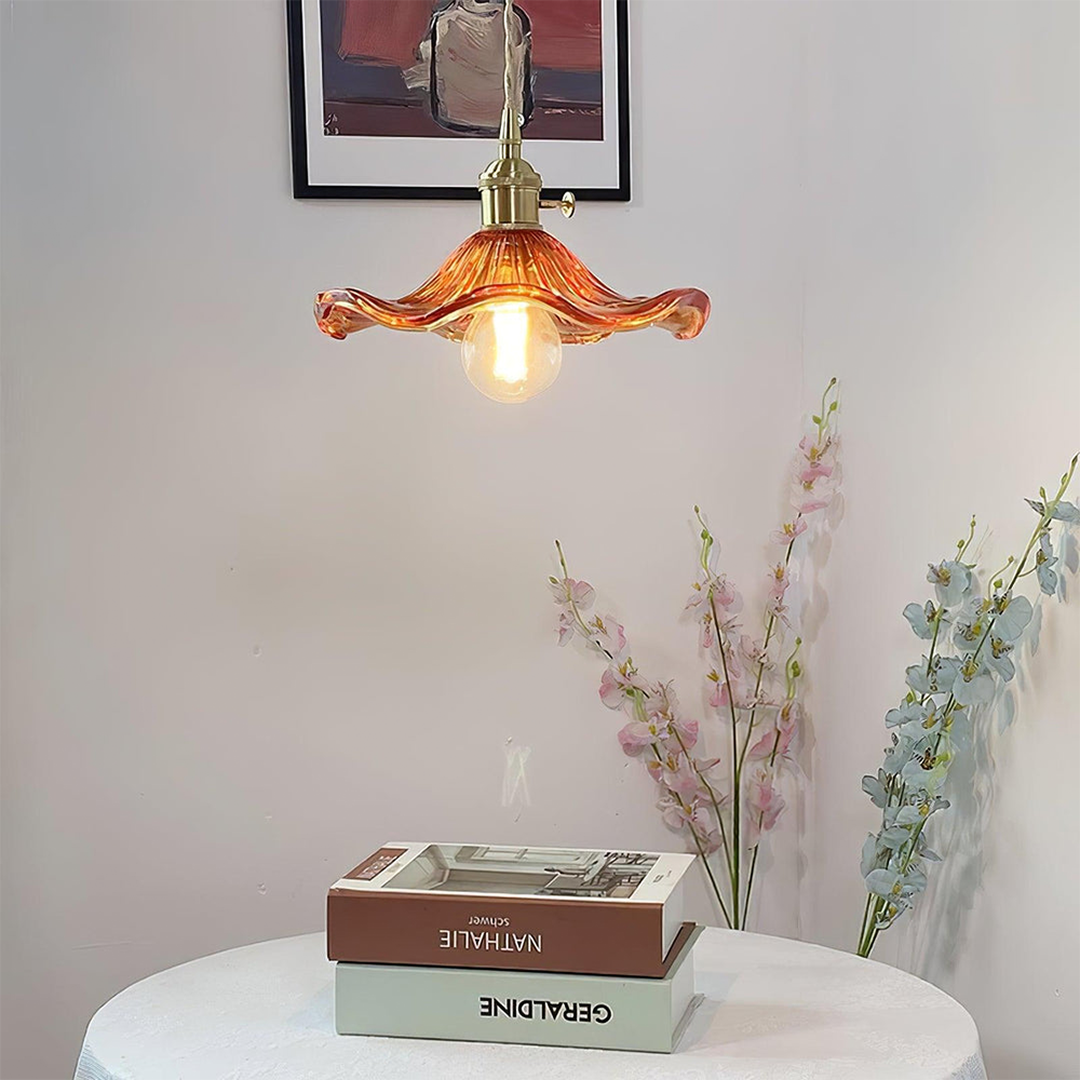 Flower Design Elegant Pendant Lamp