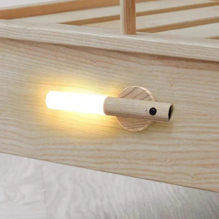 Versatile Saber Wall Lamp