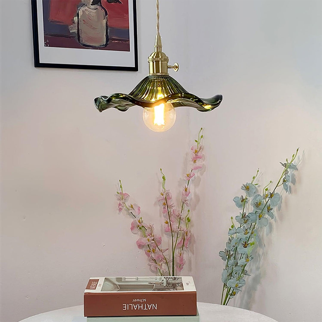 Flower Design Elegant Pendant Lamp