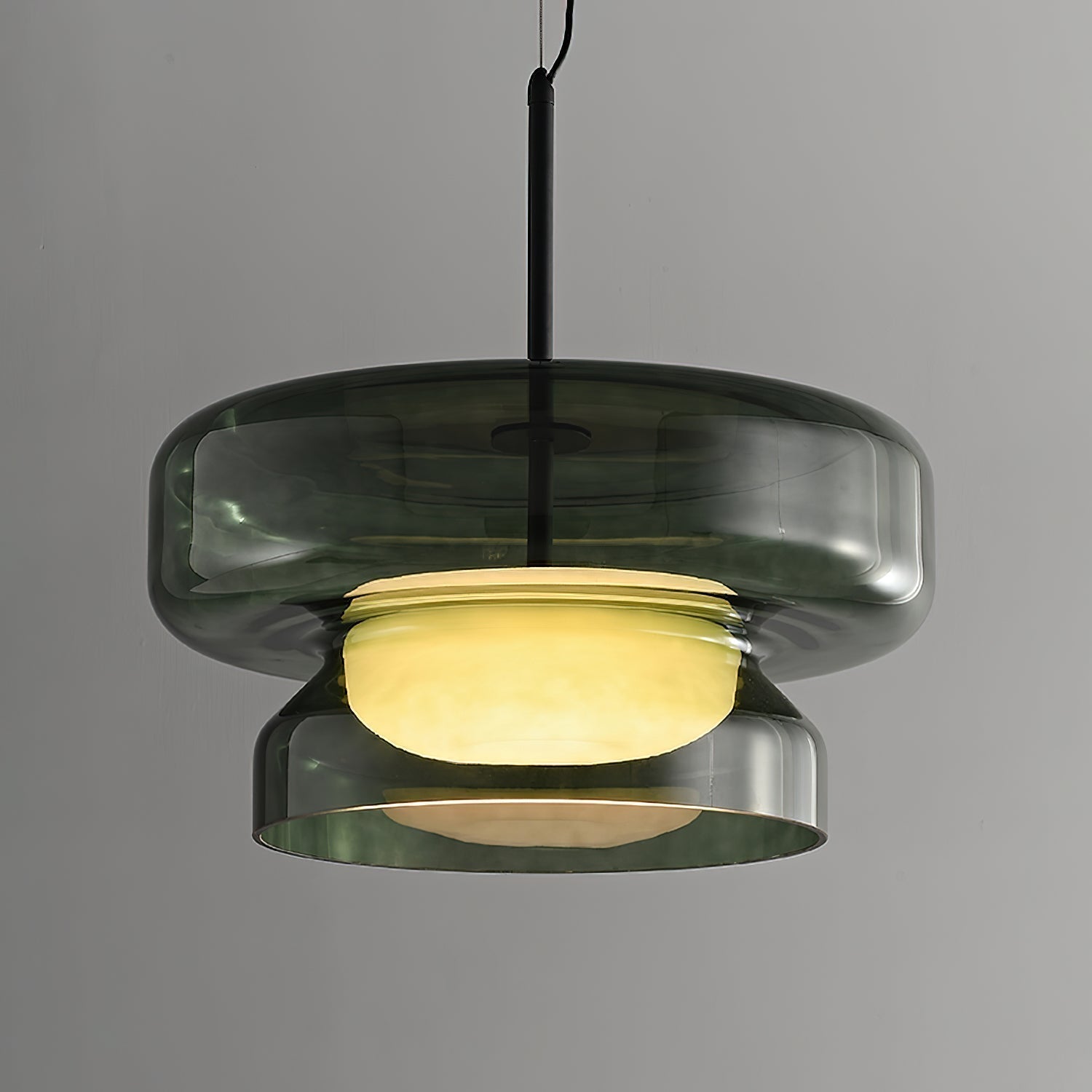 Retro Glass Pendant Light - Vintage Amber Hanging Globe Lamp
