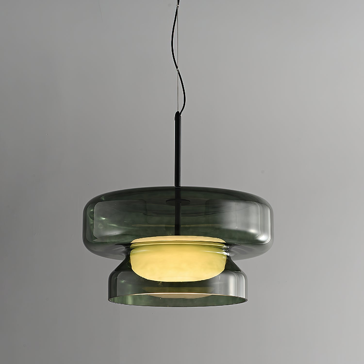 Retro Glass Pendant Light - Vintage Amber Hanging Globe Lamp