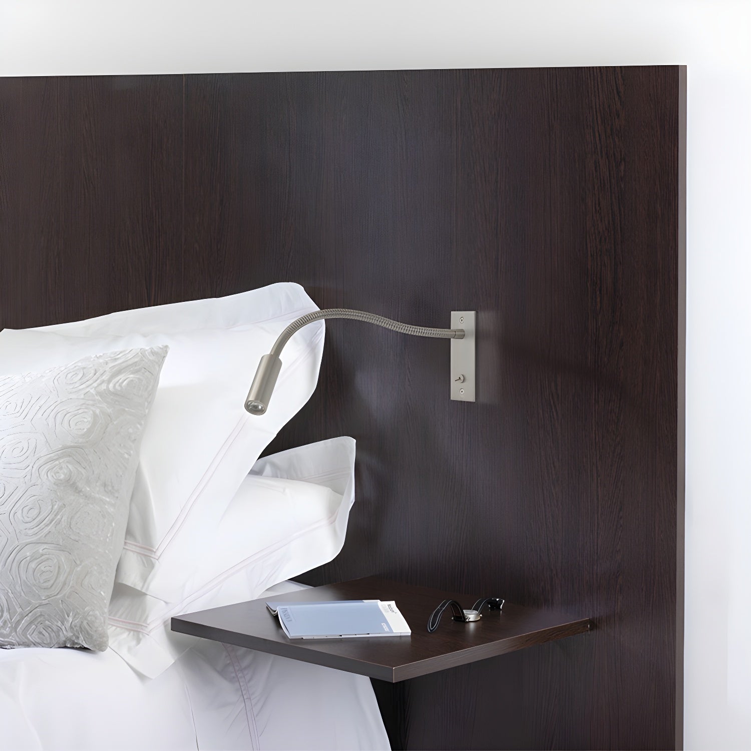 Flexible Gooseneck Wall Light