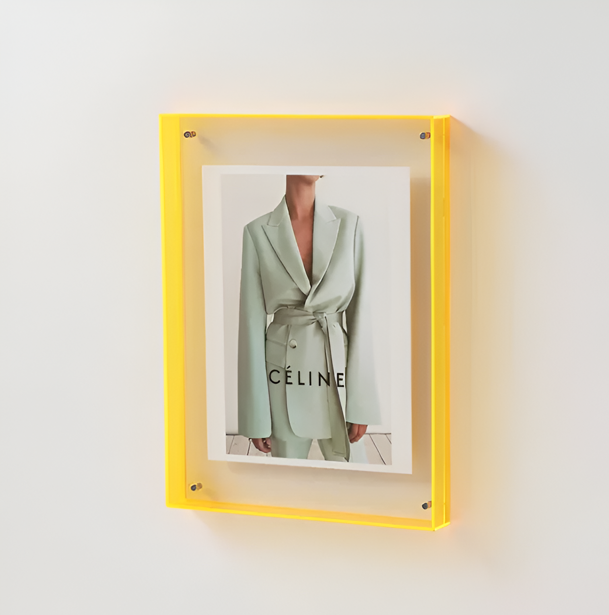 Modern Acrylic Photo Frame – Borderless Transparent Picture Frame