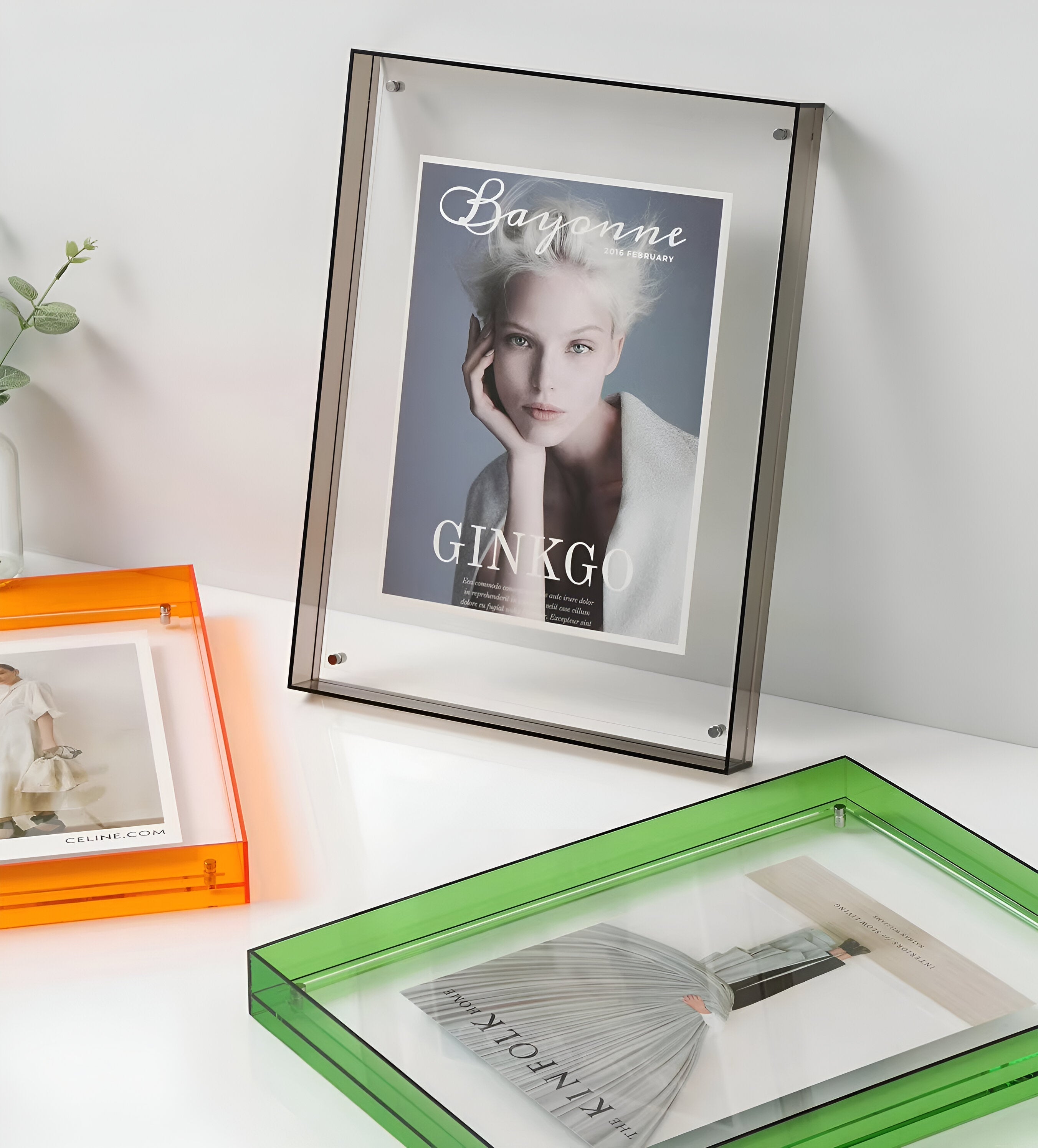 Modern Acrylic Photo Frame – Borderless Transparent Picture Frame
