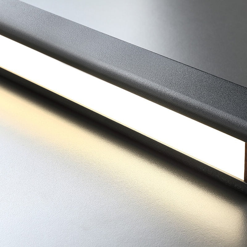 Linear Minimalistic Pendant Light
