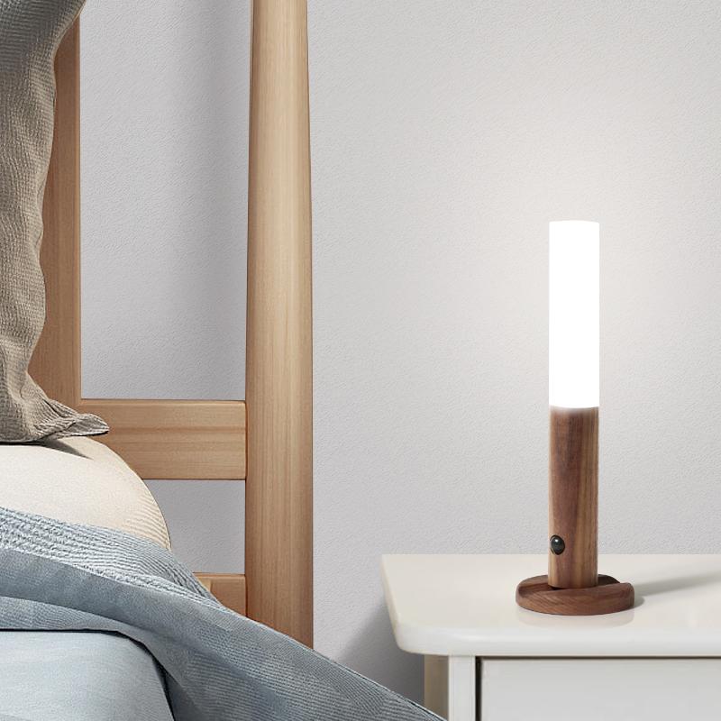 Versatile Saber Wall Lamp