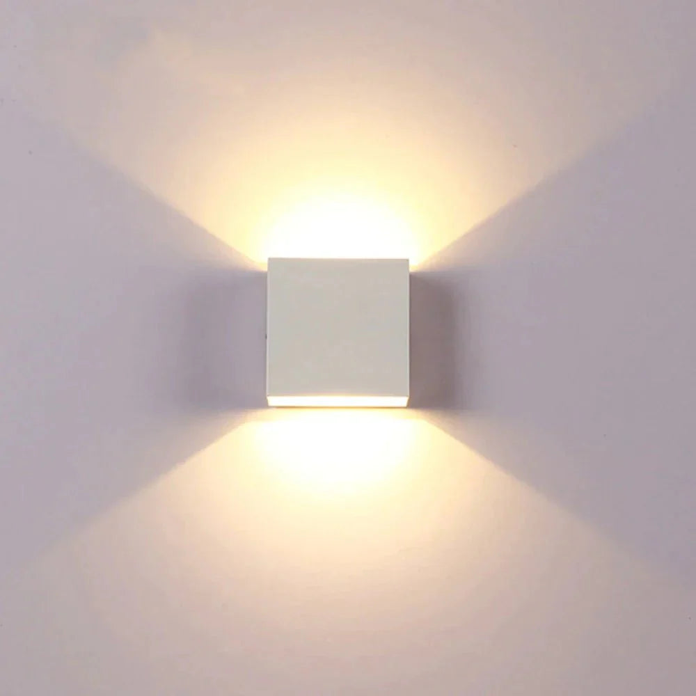 Wireless Verical Box Wall Lamp