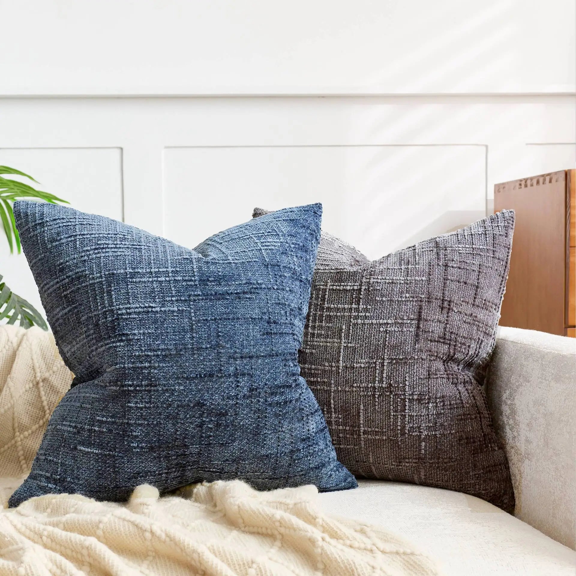 Chenille Textured Cushion – Bamboo Weave Pattern