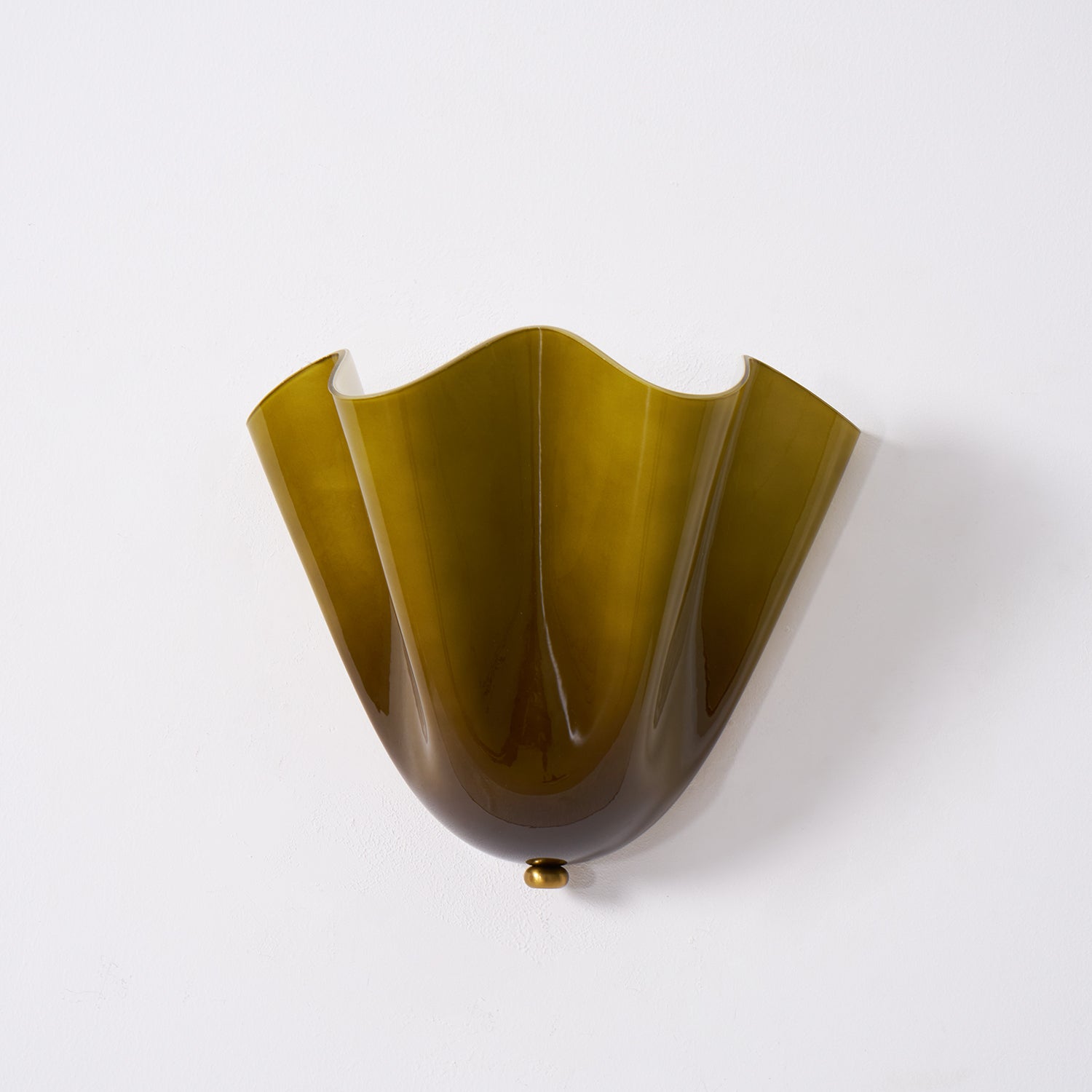 Leaf Wall Lamp - Decorative Botanical Metal Sconce