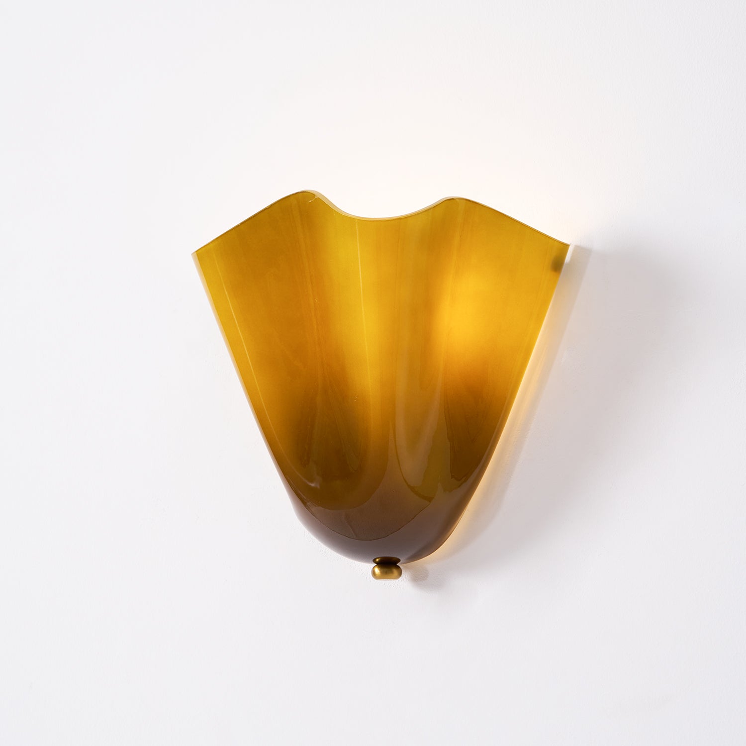 Leaf Wall Lamp - Decorative Botanical Metal Sconce