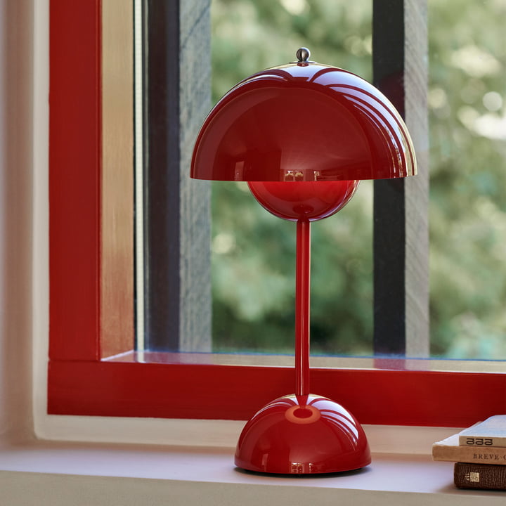 Dome Table Lamp - Minimalist Mushroom Silhouette Light