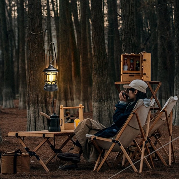 Portable Retro Outdoor Camping Lamp