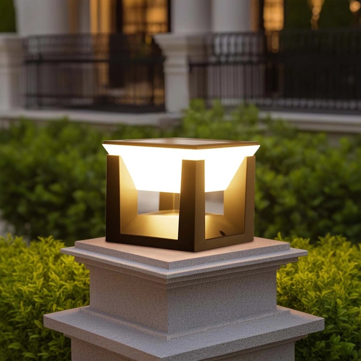 Square Solar Outdoor Lamp