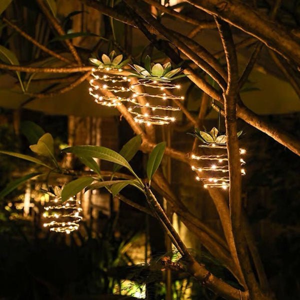 Pineapple Solar Outdoor Lamp