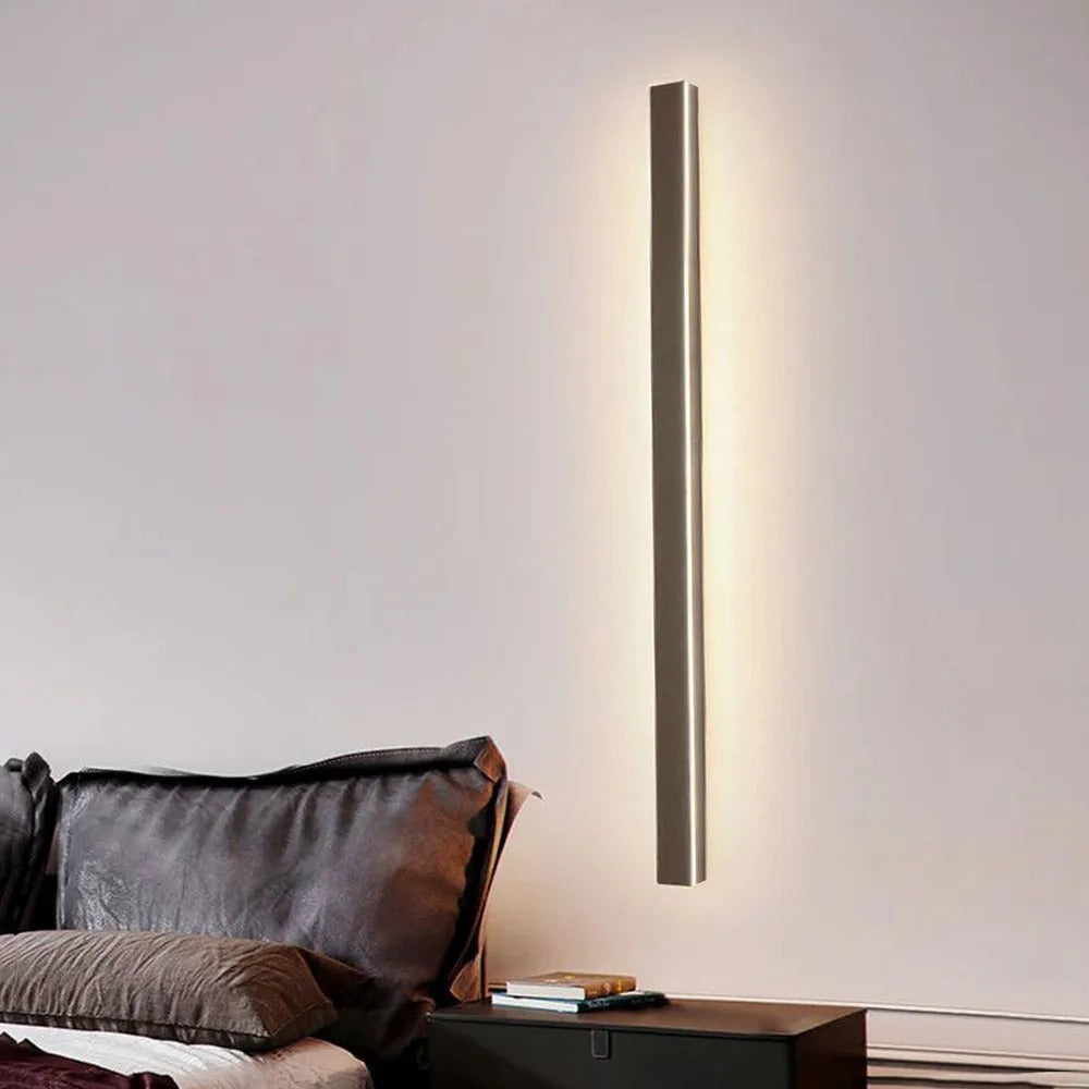 Edge modern linear outdoor wall lamp – metal and acrylic