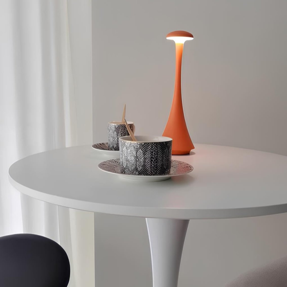 Minimalist Table Lamp - Modern Bedside Nightstand Light