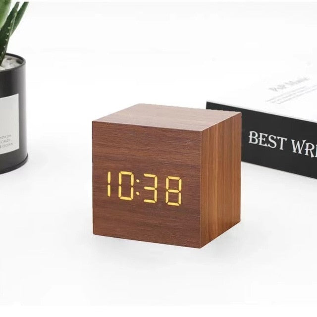 Minimalist LED Alarm Clock with Smart Features